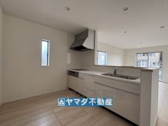 キッチンからご家族との会話ができますね。