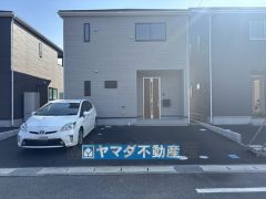 2号棟　ケイミュー外壁は汚れが付きにくい効果を併せ持つ特徴があります。