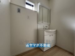 三面鏡タイプの洗面台