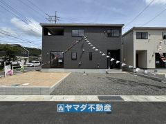 1号棟ケイミュー外壁は汚れが付きにくい効果を併せ持つ特徴があります。