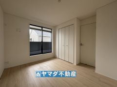 2階洋室6.2帖のお部屋です。