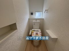 お掃除ラクラク節水トイレ