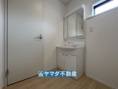 三面鏡タイプの洗面台