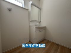 三面鏡タイプの洗面台