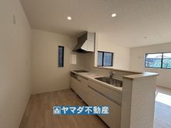 キッチンからご家族との会話ができますね。