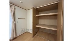 2階洋室7.2帖の収納スペース