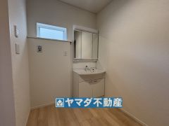 三面鏡タイプの洗面台