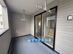 屋根があるので急な雨でも安心ですね