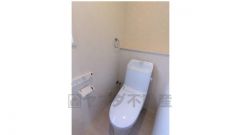温水洗浄機能付きトイレに新品交換