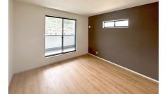2階洋室8帖のお部屋です。