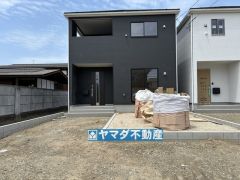 1号棟ケイミュー外壁は汚れが付きにくい効果を併せ持つ特徴があります。