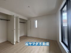 2階洋室7帖のお部屋です。