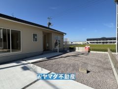 並列駐車2台可能