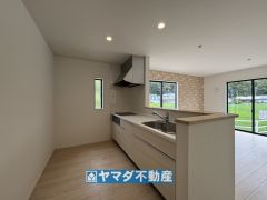 キッチンからご家族との会話ができますね。