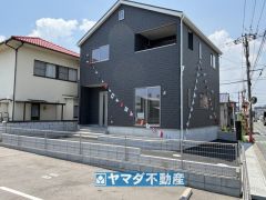 1号棟ケイミュー外壁は汚れが付きにくい効果を併せ持つ特徴があります。
