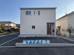 2号棟ケイミュー外壁は汚れが付きにくい効果を併せ持つ特徴があります。