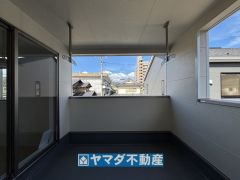 屋根があるので急な雨でも安心ですね