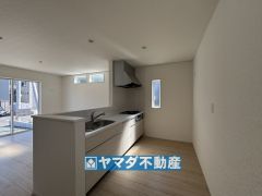 キッチンからご家族との会話ができますね。