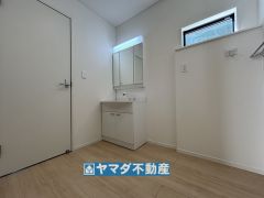 三面鏡タイプの洗面台