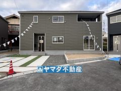 2号棟ケイミュー外壁は汚れが付きにくい効果を併せ持つ特徴があります。