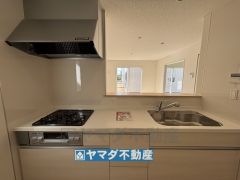 キッチンからご家族との会話ができますね。