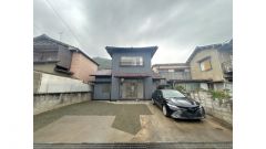リフォーム中　現地外観写真