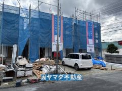 2号棟ケイミュー外壁は汚れが付きにくい効果を併せ持つ特徴があります。