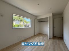 洋室6.5帖のお部屋です。