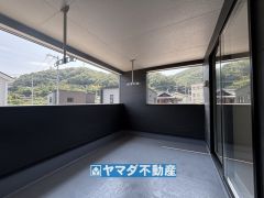 屋根があるので急な雨でも安心ですね