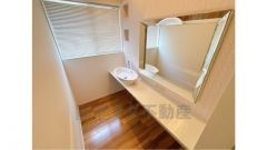 清潔感のある明るい洗面台