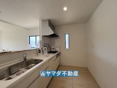 キッチンからご家族との会話ができますね。
