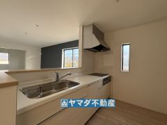 キッチンからご家族との会話ができますね。