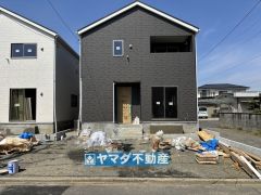 2号棟ケイミュー外壁は汚れが付きにくい効果を併せ持つ特徴があります。