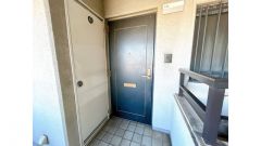 玄関ドアクリーニング、鍵交換
