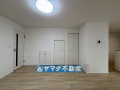 日用品の整理に便利なリビング収納が充実