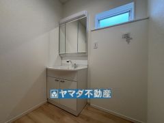 三面鏡タイプの洗面台