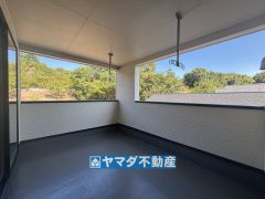 屋根があるので急な雨でも安心ですね