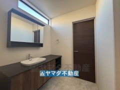 おしゃれな広々洗面台