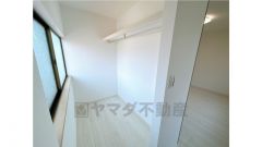 2階南6帖洋室のお部屋はウォークインクローゼット新設