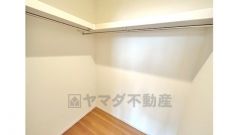 2階洋室7帖のお部屋にはウォークインクローゼットがあります。