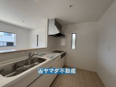 キッチンからご家族との会話ができますね。