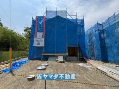 1号棟ケイミュー外壁は汚れが付きにくい効果を併せ持つ特徴があります。