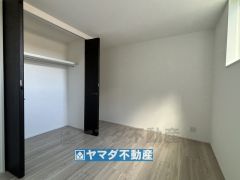 洋室6.5帖のお部屋です。