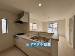 キッチンからご家族との会話ができますね。