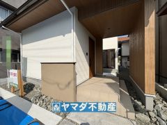 外からの目線が気にならない玄関