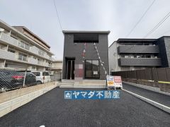 1号棟ケイミュー外壁は汚れが付きにくい効果を併せ持つ特徴があります。