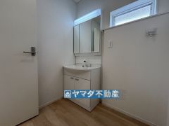 三面鏡タイプの洗面台