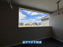 屋根があるので急な雨でも安心ですね