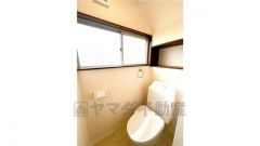 リフォーム済　温水洗浄付きトイレに新品交換