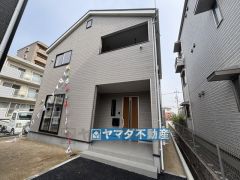 2号棟ケイミュー外壁は汚れが付きにくい効果を併せ持つ特徴があります。